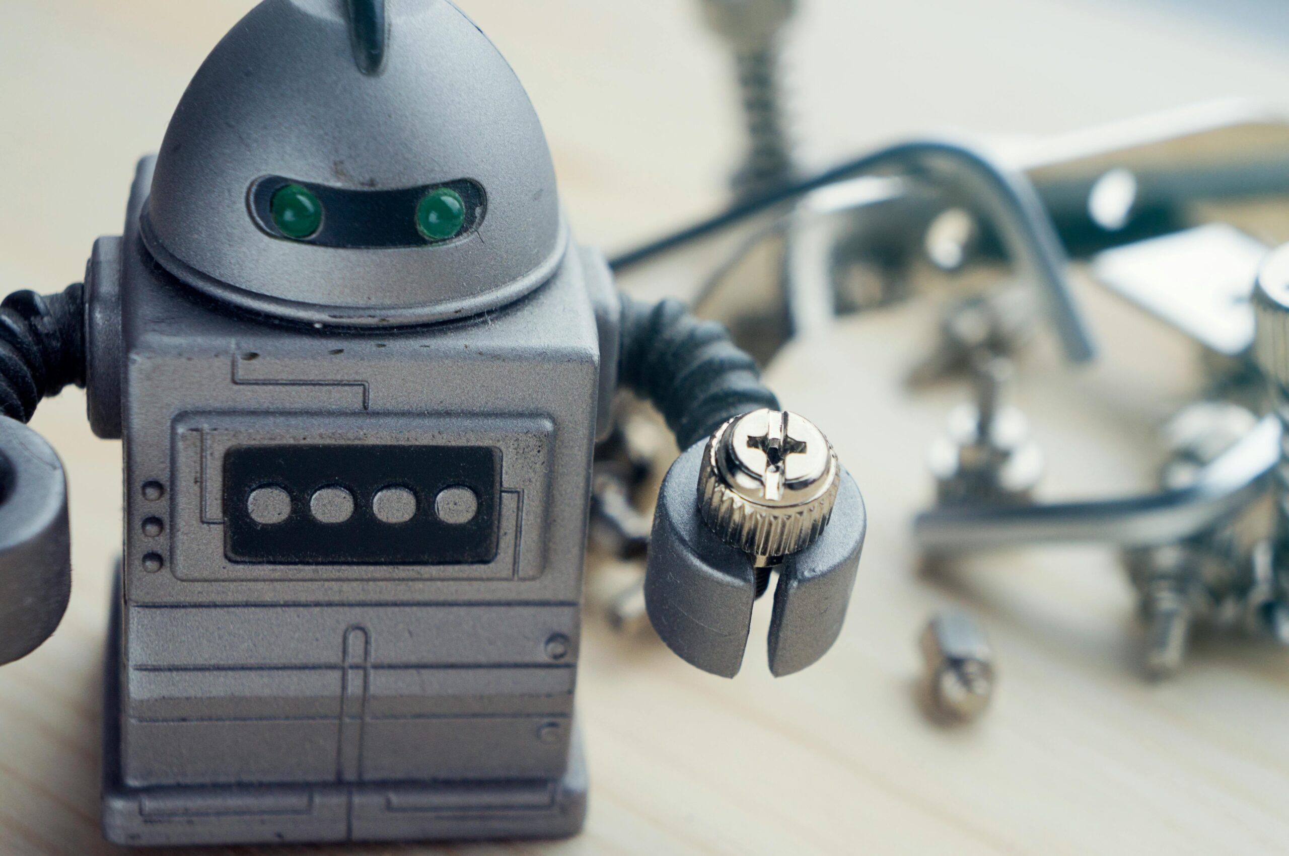 Affordable AI Tools for Small Businesses – Low-Cost Software Solutions